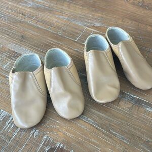Jazz shoes for little girl